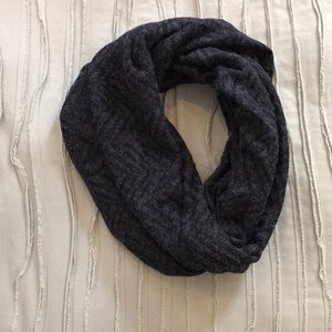 Ivy & Blue Navy Blue Tube Scarve